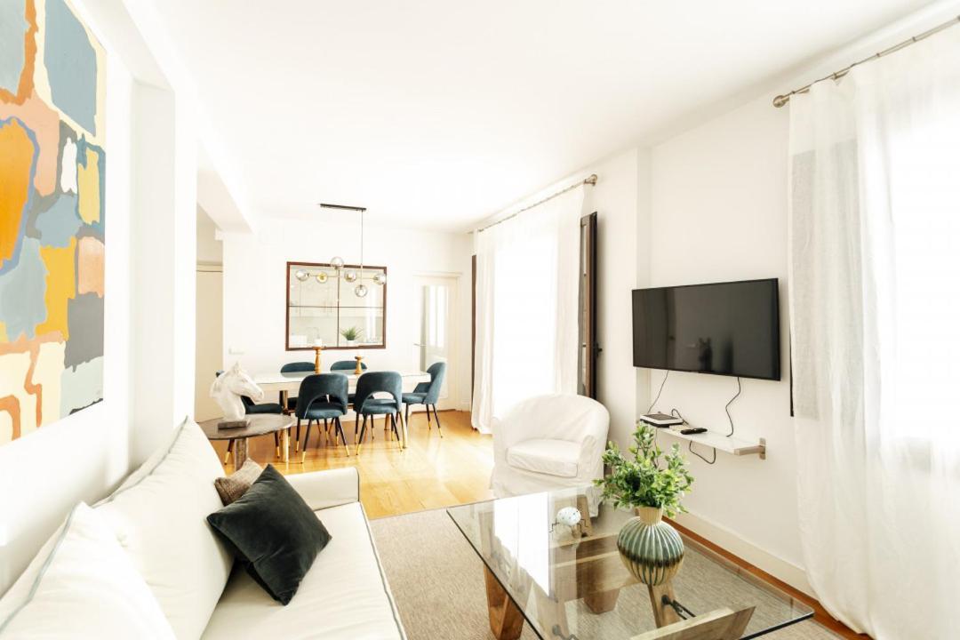 Minty Stay 3Bd Apartment - Triana Sevilla Exterior foto